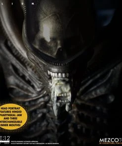 Mezco Toys ONE:12 Collective - Alien 25 Mezco Toys ONE:12 Collective - Alien