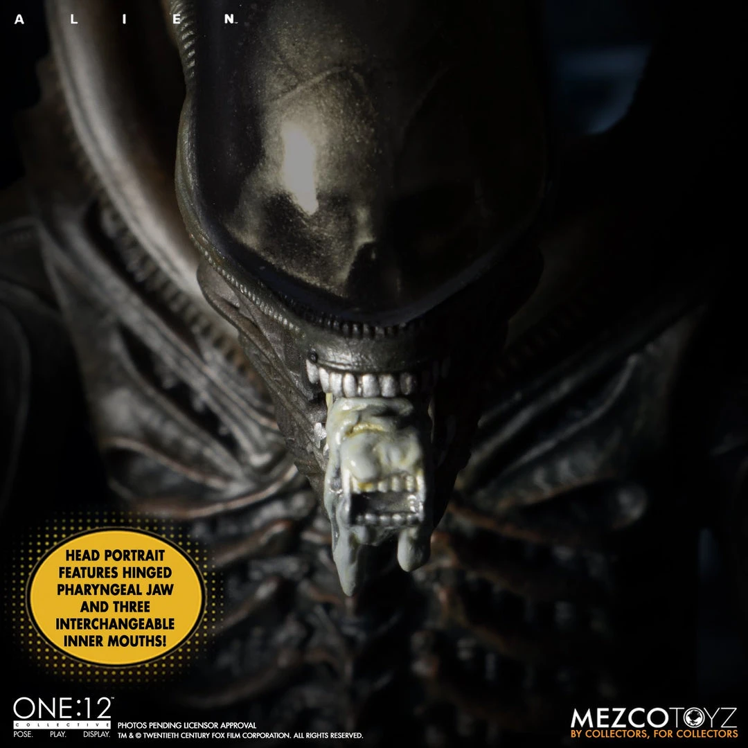 Mezco Toys ONE:12 Collective - Alien 8 Mezco Toys ONE:12 Collective - Alien