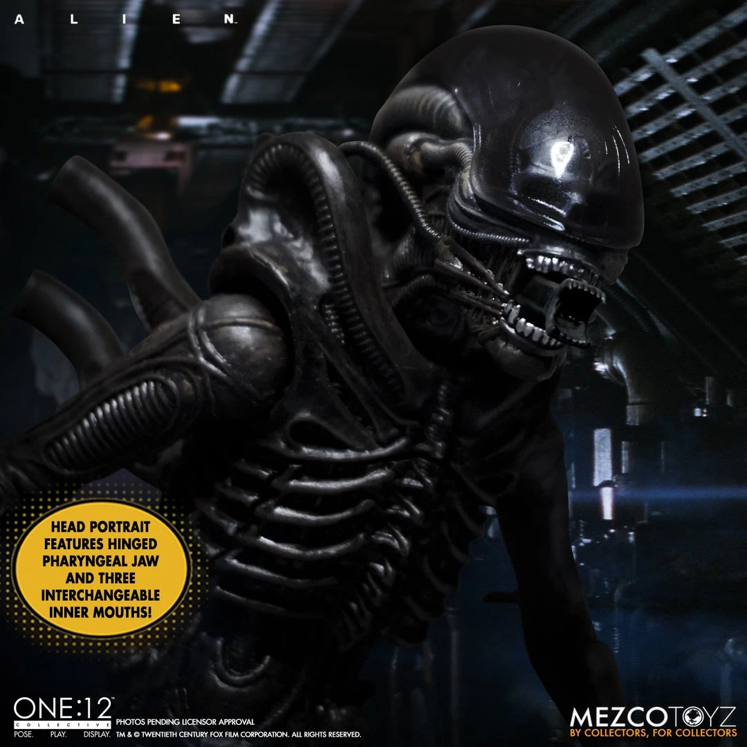 Mezco Toys ONE:12 Collective - Alien 11 Mezco Toys ONE:12 Collective - Alien