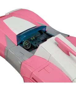 Takara Tomy Transformers Masterpiece MP-51 Arcee
