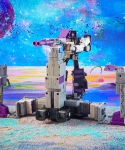 Hasbro Transformers: Legacy Commander Decepticon Motormaster