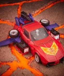 Hasbro Transformers War For Cybertron: Kingdom Deluxe Autobot Road Rage Exclusive