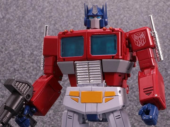 Takara Tomy Transformers Masterpiece MP-44 Optimus Prime / Convoy Version 3 9 Takara Tomy Transformers Masterpiece MP-44 Optimus Prime / Convoy Version 3