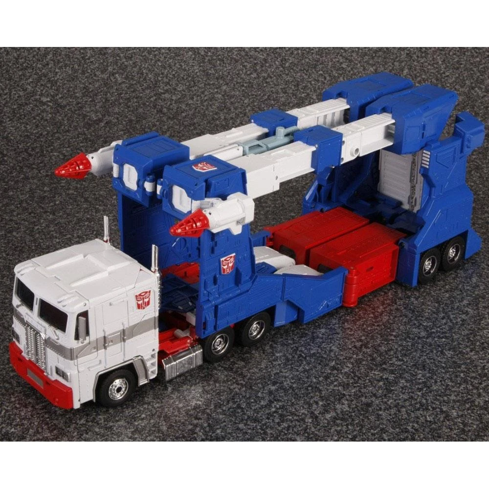 Takara Tomy Transformers Masterpiece MP-22 Autobot City Commander Ultra Magnus 17 Takara Tomy Transformers Masterpiece MP-22 Autobot City Commander Ultra Magnus