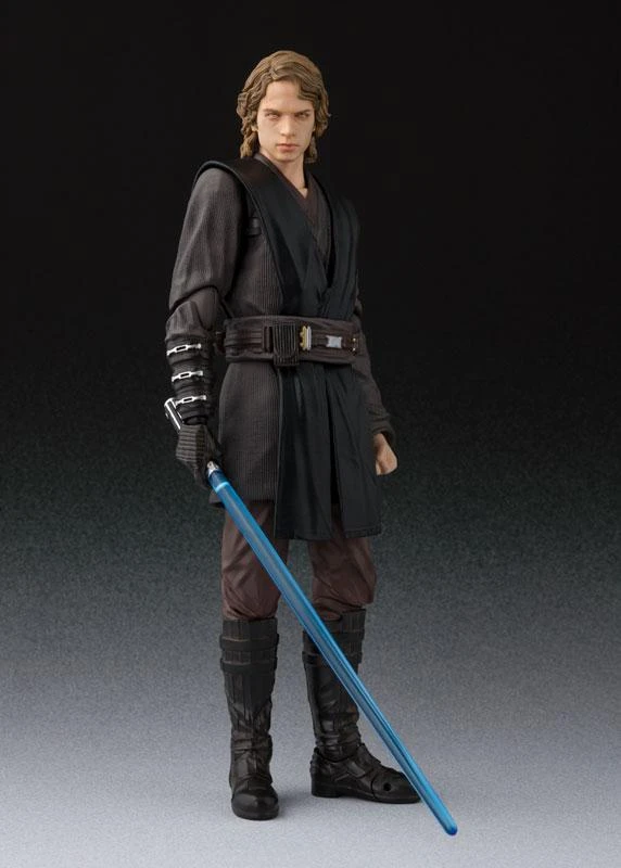 Bandai S.H. Figuarts Star Wars - Anakin Skywalker (Revenge Of The Sith) 5 Bandai S.H. Figuarts Star Wars - Anakin Skywalker (Revenge Of The Sith)