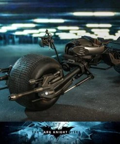 New Arrivals Hot Toys Movie Masterpiece 1/6 Scale Figure - The Dark Knight Rises - Batpod
