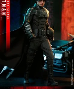 Pre-Orders Hot Toys Movie Masterpiece 1/6 Scale Figure - The Batman - Batman & Bat Signal