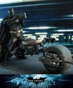 Hot Toys Movie Masterpiece 1/6 Scale Figure - The Dark Knight Rises - Batman New Arrivals
