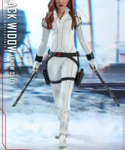 Pre-Orders Hot Toys - 1/6 Scale Figure - Black Widow (Snow Suit)
