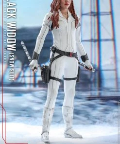 Pre-Orders Hot Toys - 1/6 Scale Figure - Black Widow (Snow Suit)