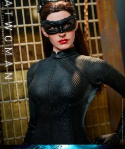 Hot Toys Movie Masterpiece 1/6 Scale Figure - Catwoman (The Dark Knight Trilogy)