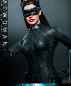 Hot Toys Movie Masterpiece 1/6 Scale Figure - Catwoman (The Dark Knight Trilogy)