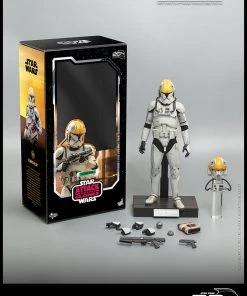 Hot Toys 1/6 Scale Figure - Clone Pilot (Star Wars: Episode II: Attack Of The Clones) 24 Hot Toys 1/6 Scale Figure - Clone Pilot (Star Wars: Episode II: Attack Of The Clones)