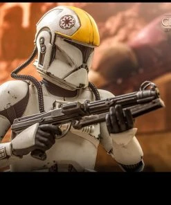 Hot Toys 1/6 Scale Figure - Clone Pilot (Star Wars: Episode II: Attack Of The Clones) 25 Hot Toys 1/6 Scale Figure - Clone Pilot (Star Wars: Episode II: Attack Of The Clones)