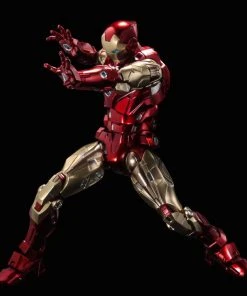 Sentinel - Marvel Fighting Armor Iron Man Figure