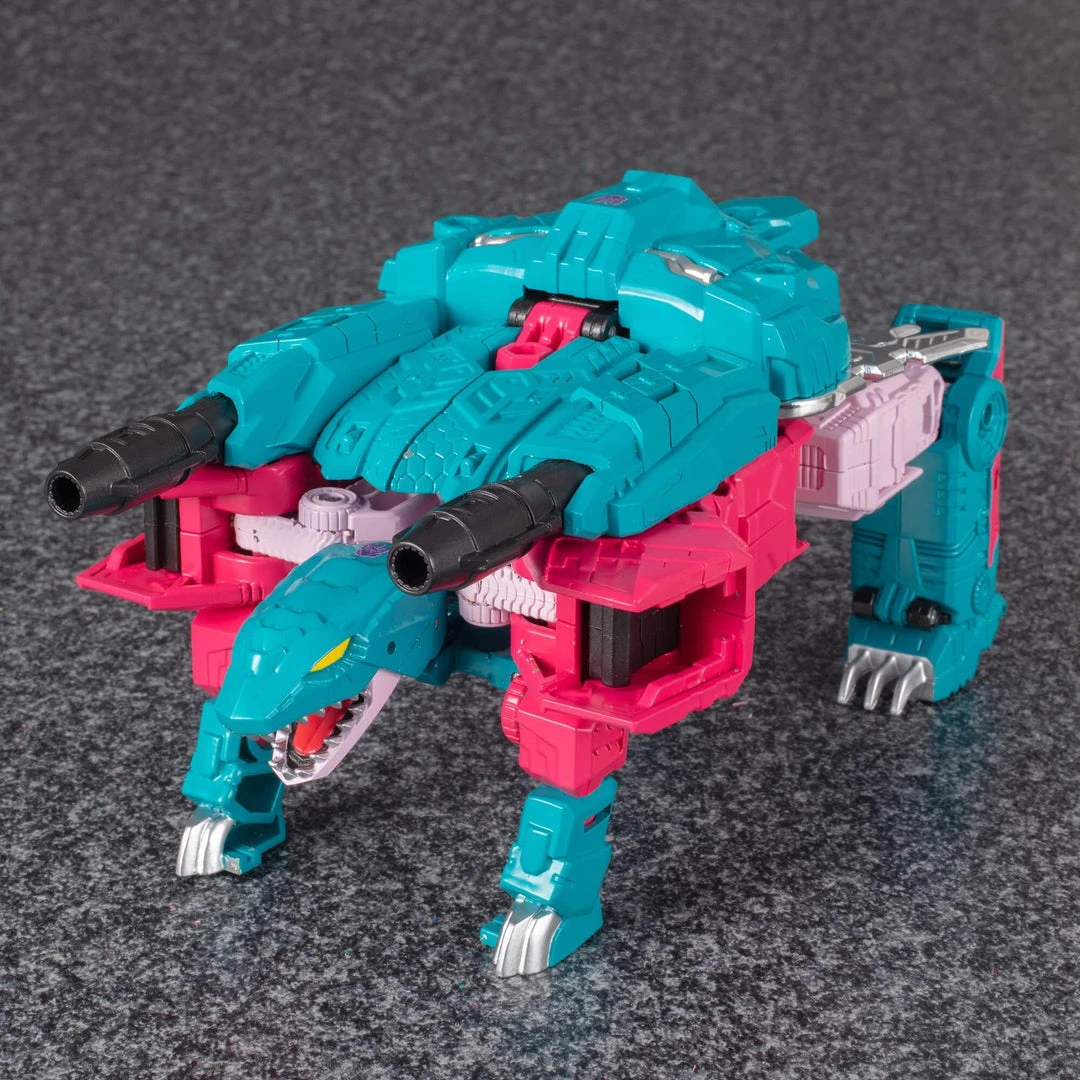 Hasbro Transformers: Generations Selects Seacon - Turtler 6 Hasbro Transformers: Generations Selects Seacon - Turtler