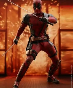 Hot Toys Movie Masterpiece 1/6 Scale Figure - Deadpool 2 Comics