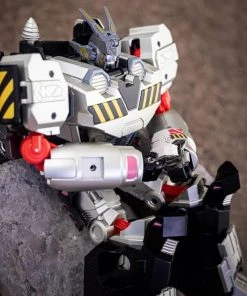 Mastermind Creations Reformatted R-40 Jaguar W/ Tyrantron Upgrade Kit Transformers 21 Mastermind Creations Reformatted R-40 Jaguar W/ Tyrantron Upgrade Kit Transformers