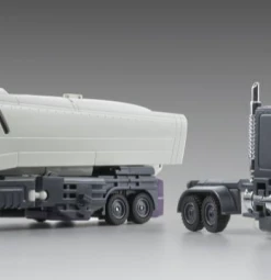 KFC - E.A.V.I. Metal Phase - 11-A+ Stratotanker (Metallic Ver.) Transformers 38 KFC - E.A.V.I. Metal Phase - 11-A+ Stratotanker (Metallic Ver.) Transformers