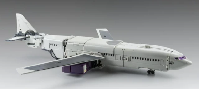 KFC - E.A.V.I. Metal Phase - 11-A+ Stratotanker (Metallic Ver.) Transformers 17 KFC - E.A.V.I. Metal Phase - 11-A+ Stratotanker (Metallic Ver.) Transformers