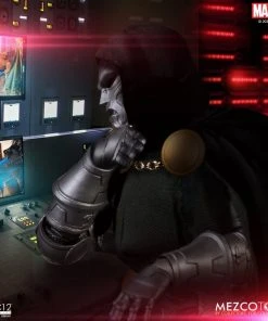 Mezco Toys ONE:12 Collective - Marvel Universe Doctor Doom